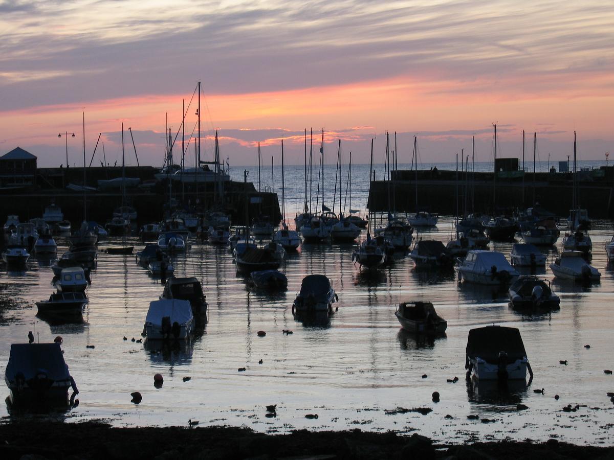Harbourmaster Hotel Aberaeron Buitenkant foto