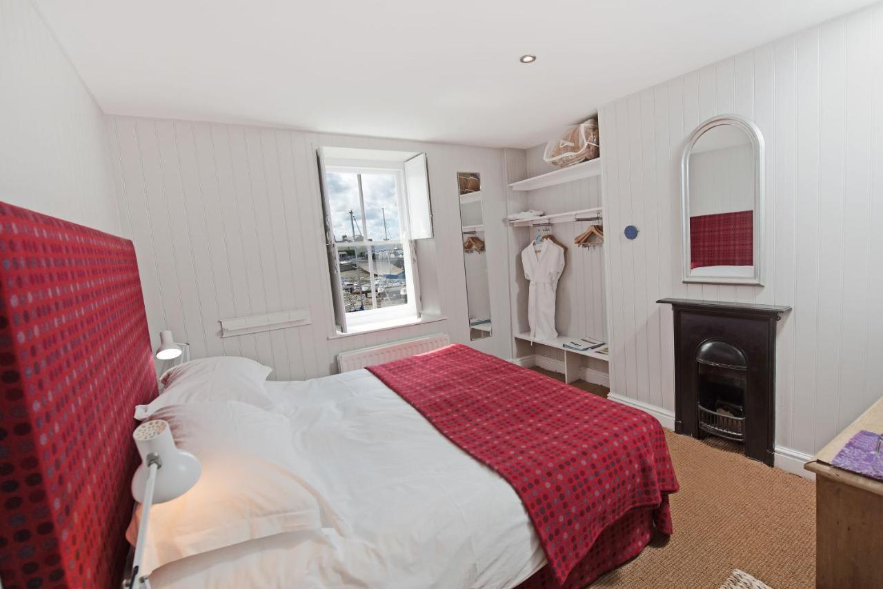 Harbourmaster Hotel Aberaeron Buitenkant foto