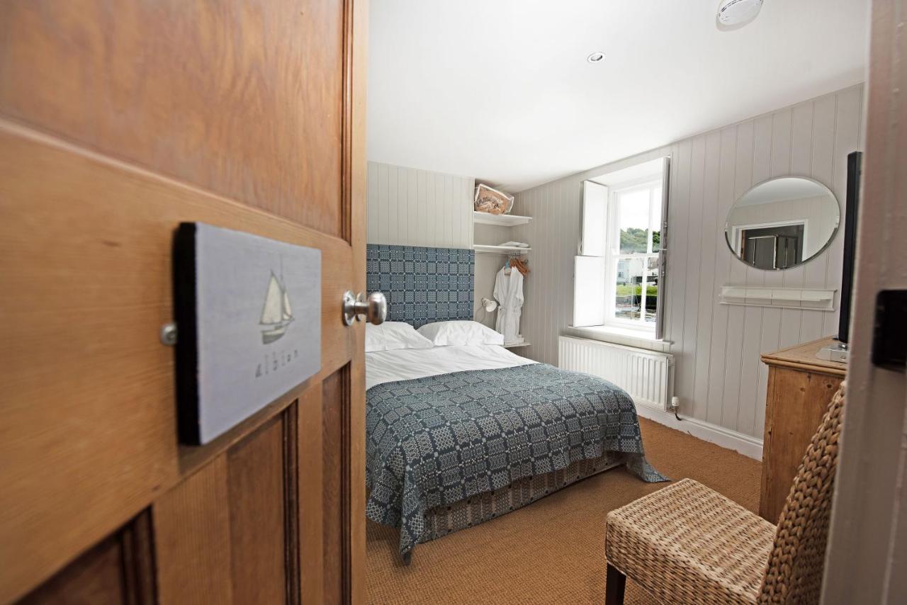 Harbourmaster Hotel Aberaeron Buitenkant foto